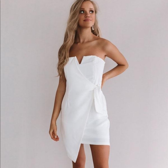 Impressions Dresses & Skirts - NEW SIZE L Impressions White Tie Strapless Dress